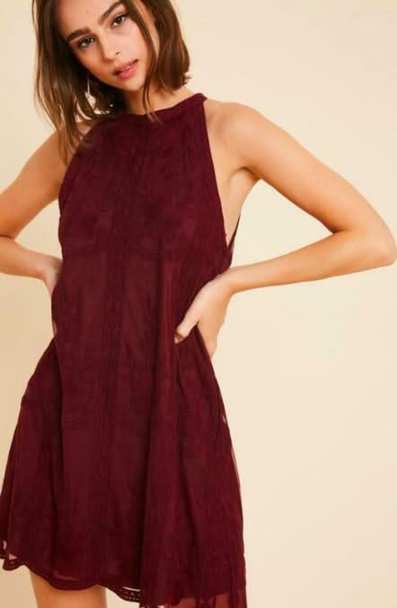 Alt Tags

Burgundy lace halter swing dress front view