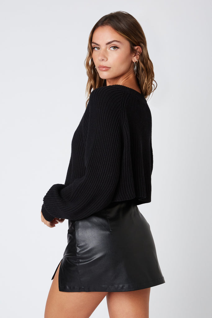 Black Cropped Sweaters