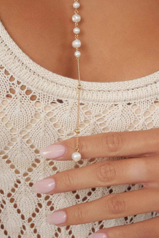 Ettika gold layered pearl lariat necklace detail shot