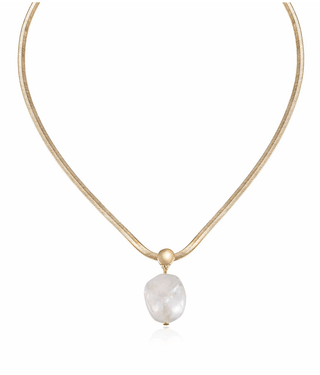 Ettika Baroque Pearl Pendant Necklace close-up view