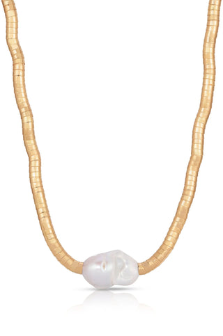 Ettika Liquid Gold and Pearl Choker closeup view