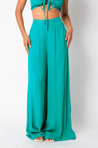 Geen resort wear two piece outfit front