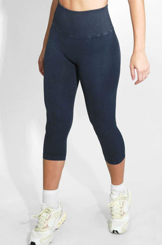 Vintage Denim High-Waisted Capri Leggings - Women's Navy Blue Cropped Pants