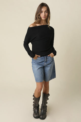 Tia Black Boat Neck Sweater - Fall Outfits