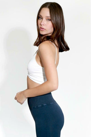 Women's Vintage Denim Capri Leggings - NIKIBIKI High-Waisted Navy Blue