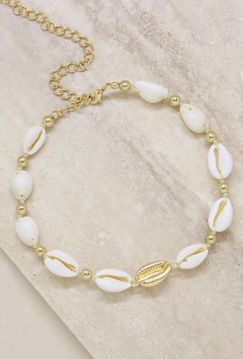 Shell Choker Necklace