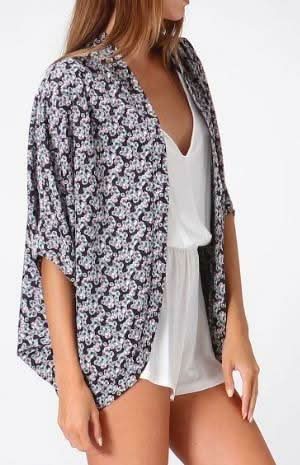 Floral Kimono 