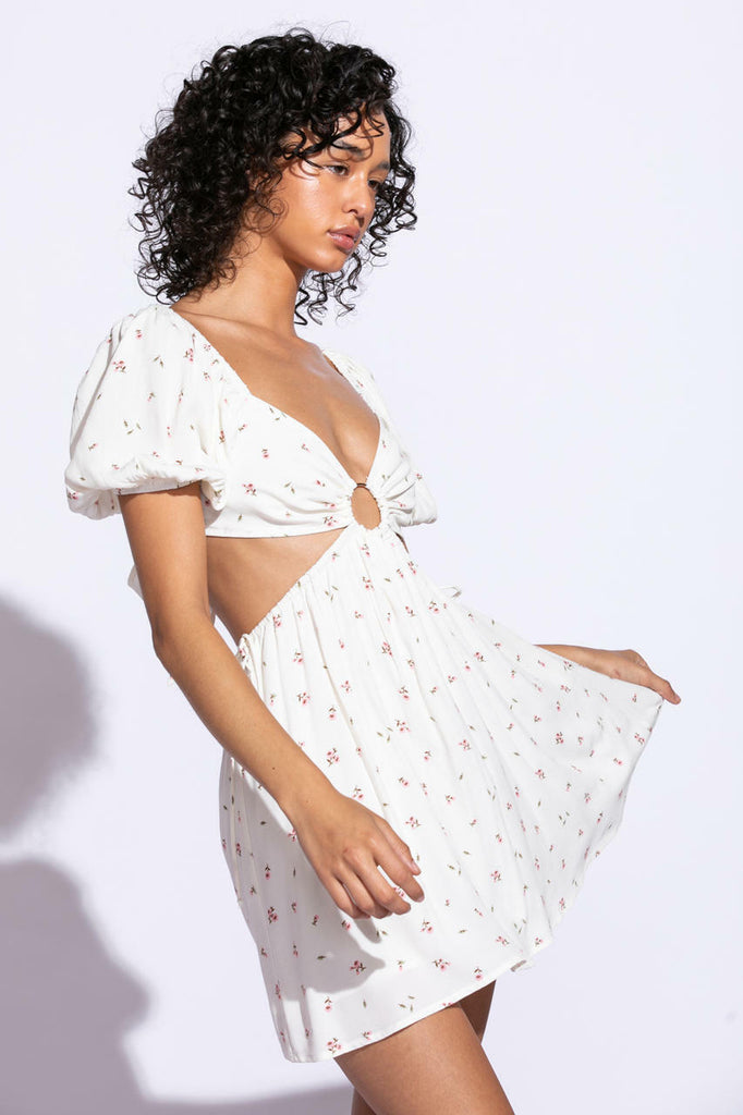 Floral Center Ring Puff Sleeve Dress