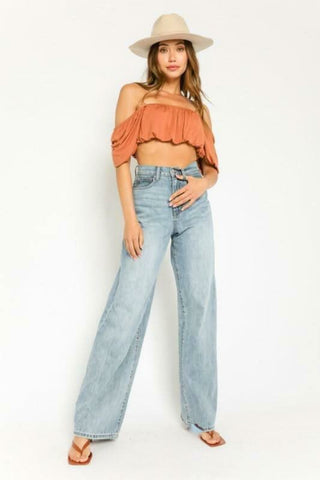 Summer Feeling Aragon Off-Shoulder Crop Top - Outfit View