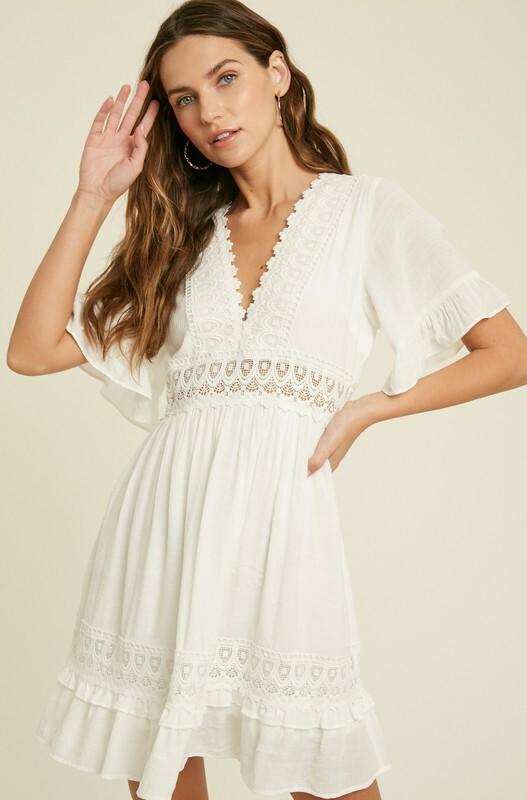 White Short Sleeve Mini Dresses