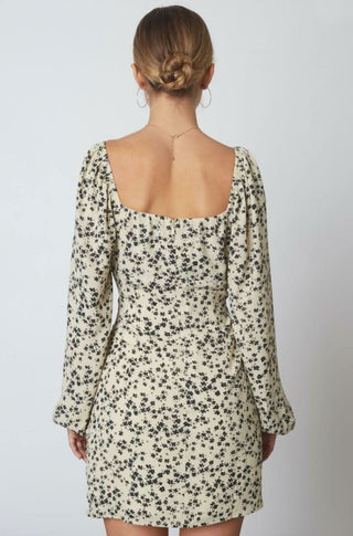 Floral bodycon mini dress with puff sleeves