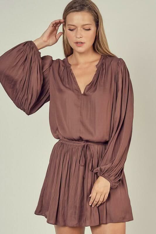 Truffle Balloon Sleeve Mini Dress Silky V-Neck Pleated Party Dress Mustard Seed | Size S Truffle Balloon Sleeve Mini Dress Silky V-Neck Pleated Party Dress Mustard Seed | Size S