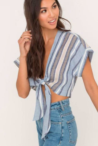 denim stripe tie front crop top with short sleeves