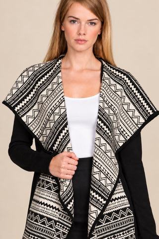 En Créme Black and White Aztec Jacket  -Detailed View