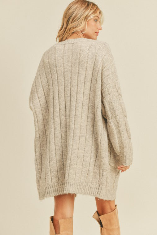 Oversized Cardiigan Sweater